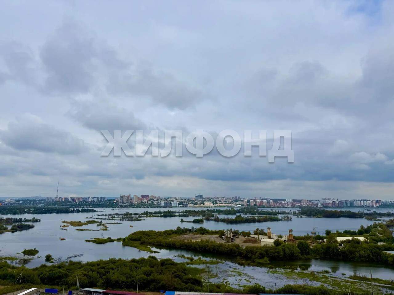 Квартира на продажу в Иркутске, Старо-Кузьмихинская улица, 48/1 фото №0