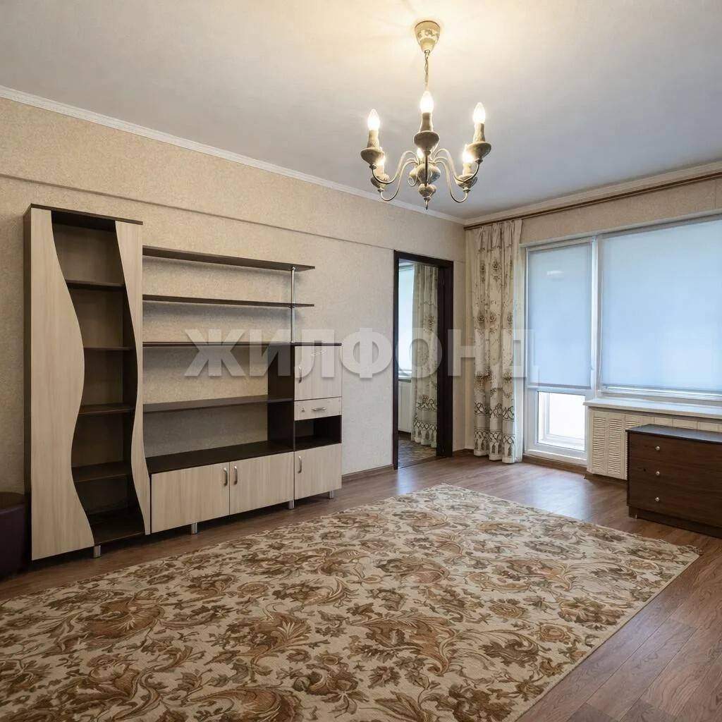 Квартира на продажу в Омске, Мамина-Сибиряка улица, 22