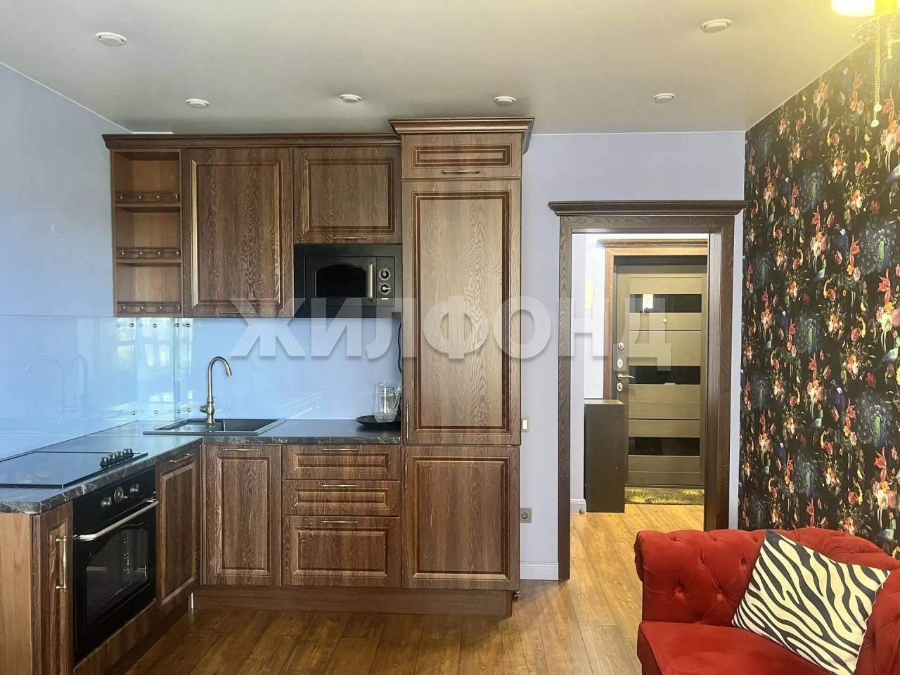 Квартира на продажу в Иркутске, Братская улица, 7/10 фото №4