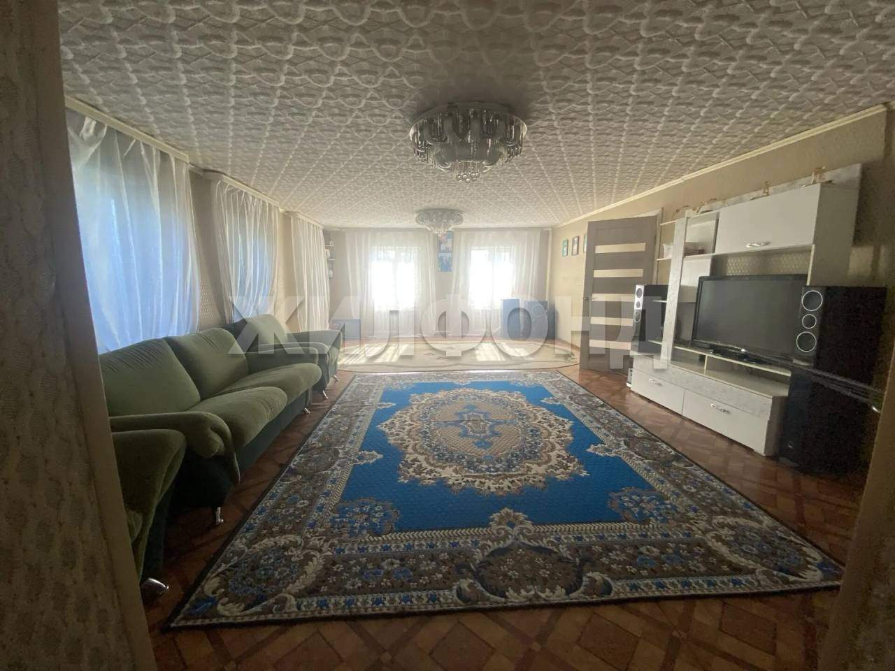 Продам земельный участок 950 м.кв.
