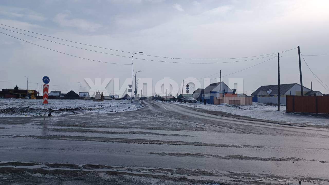 Продам земельный участок 600 м.кв.