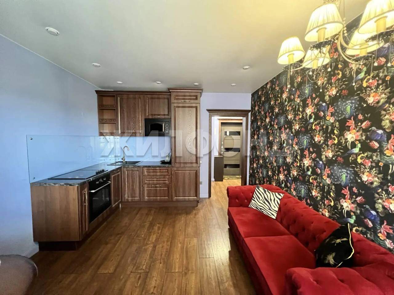 Квартира на продажу в Иркутске, Братская улица, 7/10 фото №2