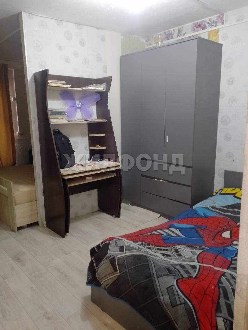 Продам земельный участок 600 м.кв.