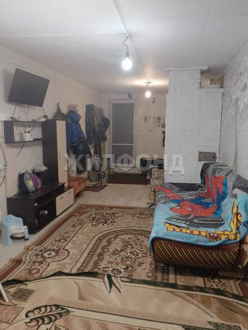 Продам земельный участок 600 м.кв.