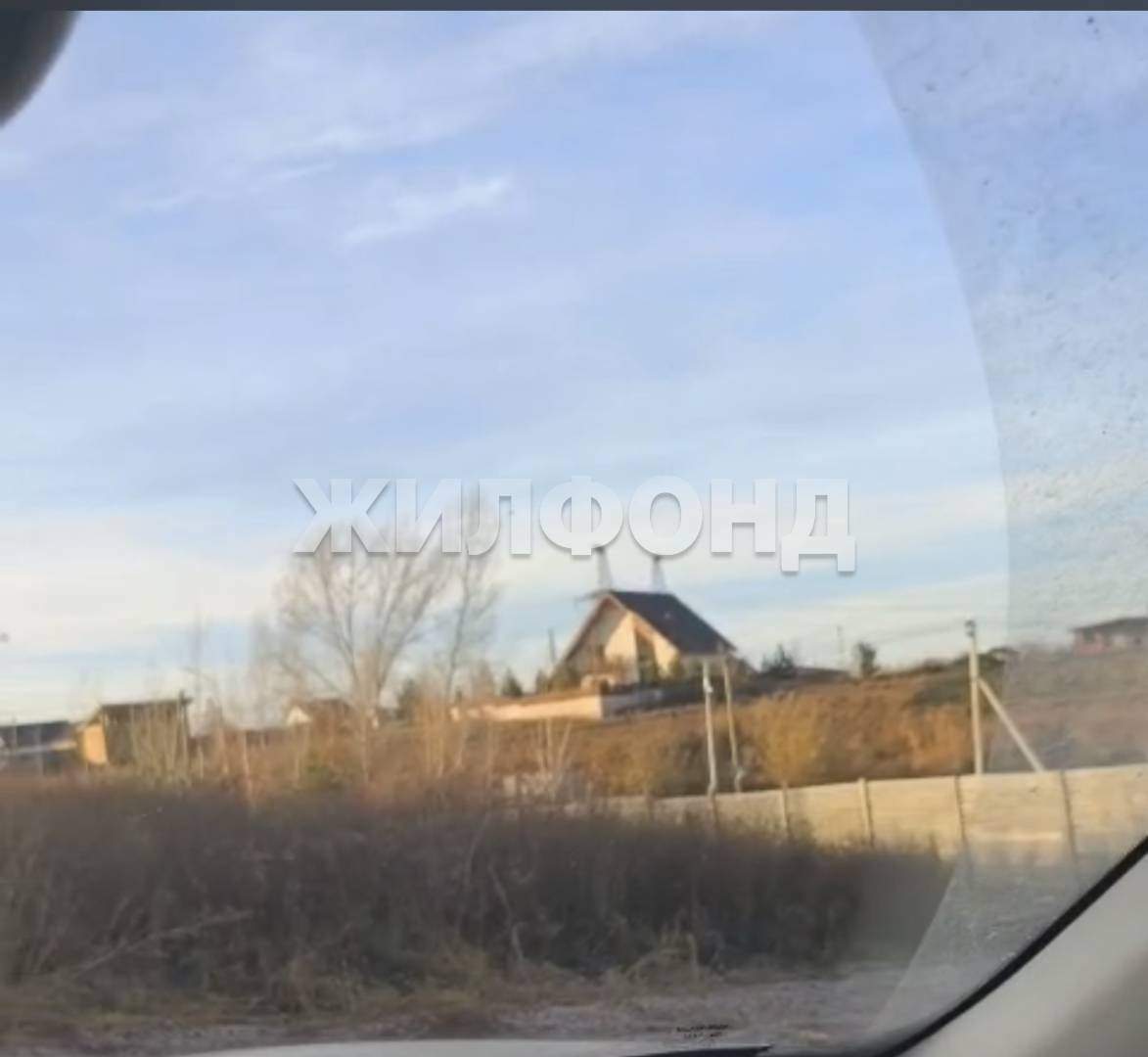 Продам земельный участок 1120 м.кв.