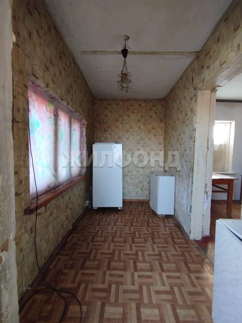 Продам земельный участок 700 м.кв.