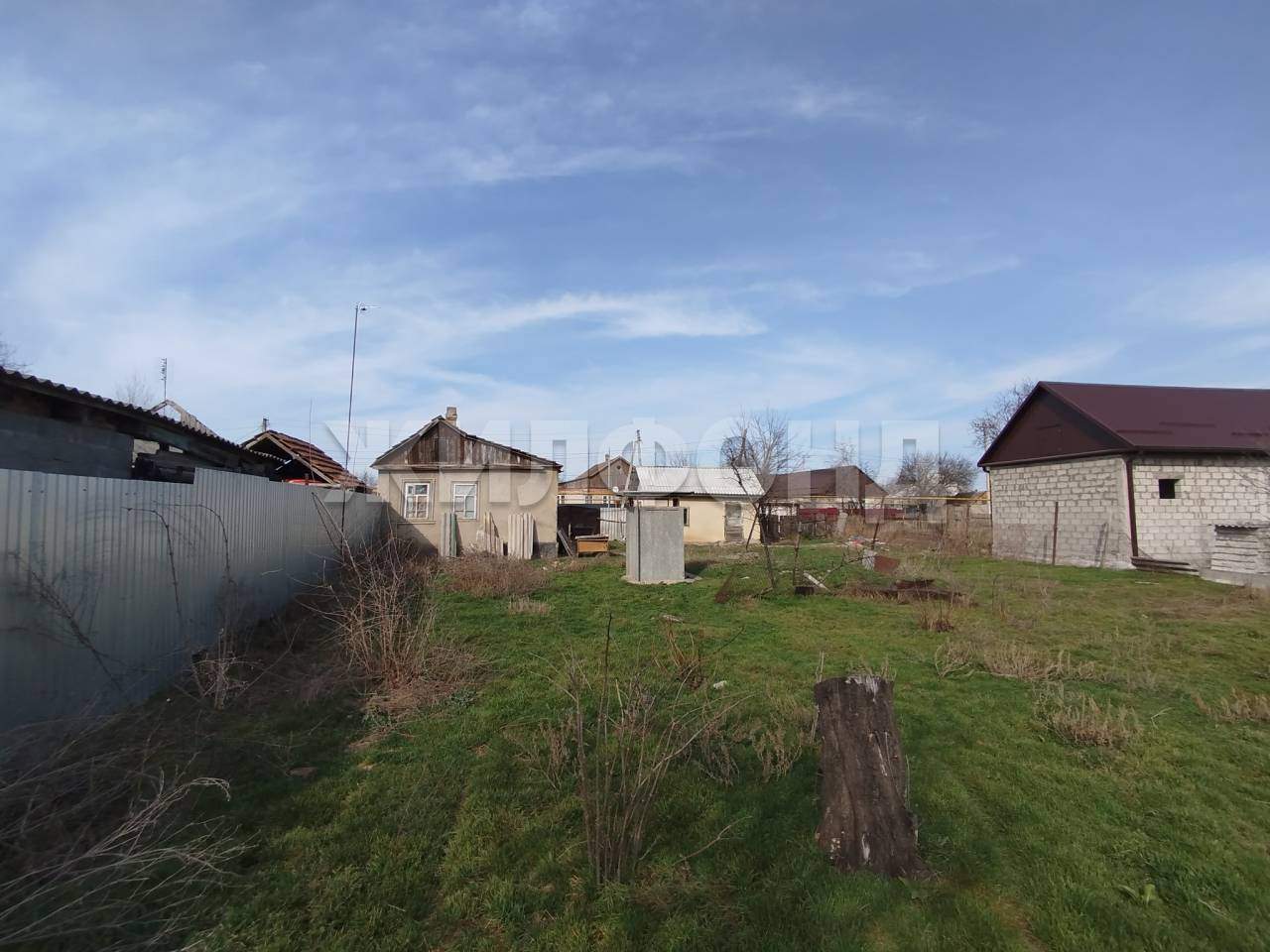 Продам земельный участок 700 м.кв.