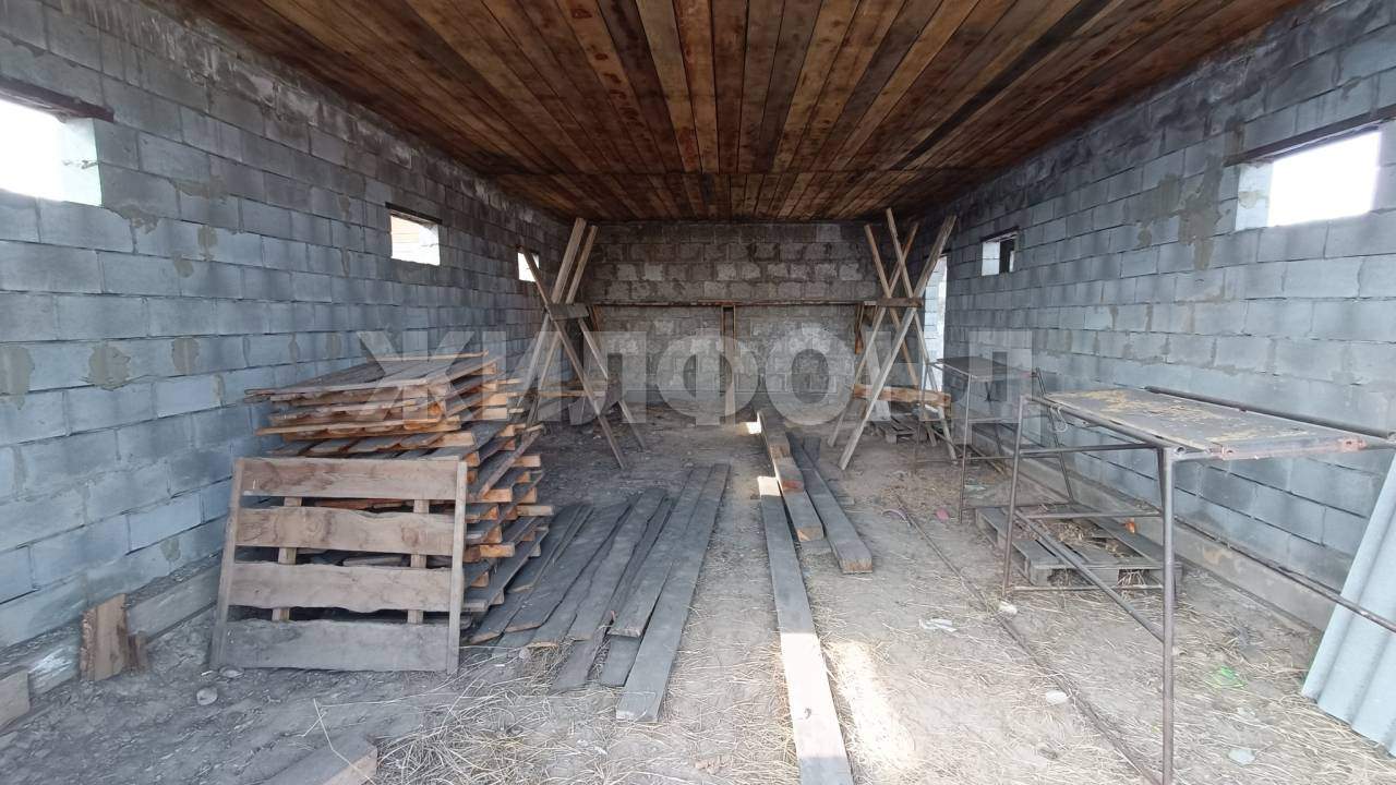 Продам земельный участок 600 м.кв.