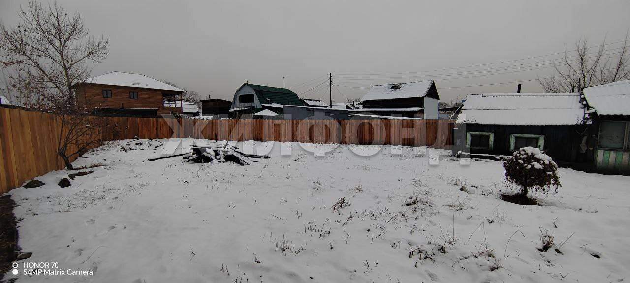 Продам земельный участок 800 м.кв.