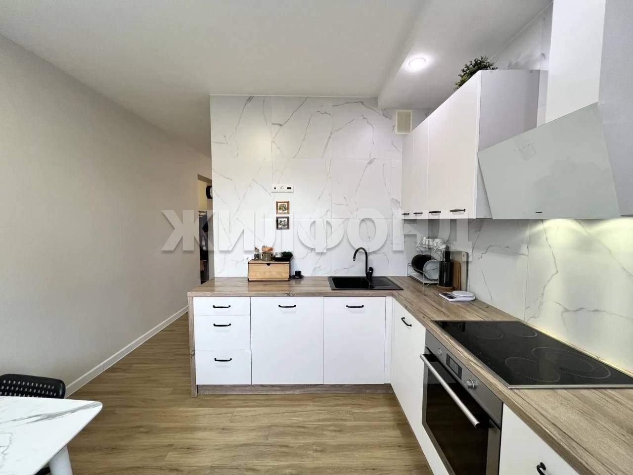 Квартира на продажу в Иркутске, Советская площадь, 6-я фото №8