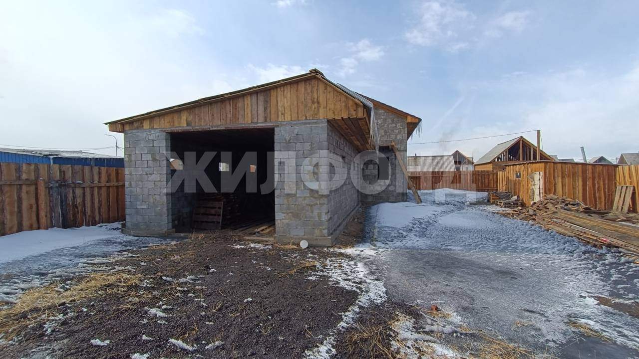 Продам земельный участок 600 м.кв.