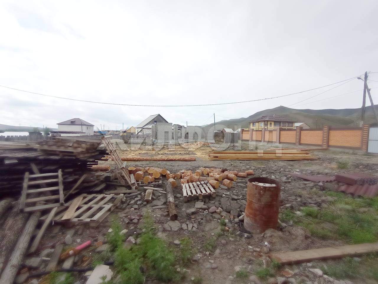 Продам земельный участок 5739 м.кв.