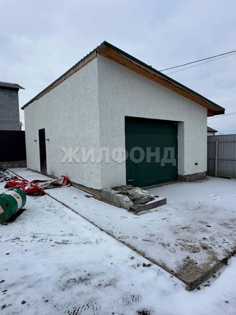 Продам земельный участок 1000 м.кв.