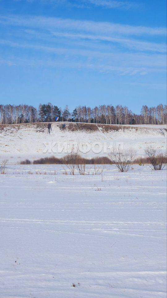 Продам земельный участок 1500 м.кв.