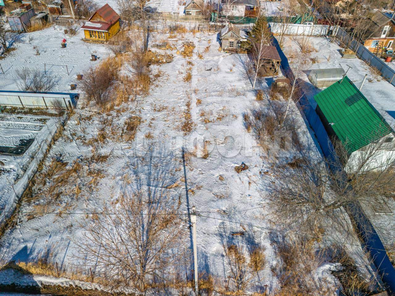 Продам земельный участок 1500 м.кв.