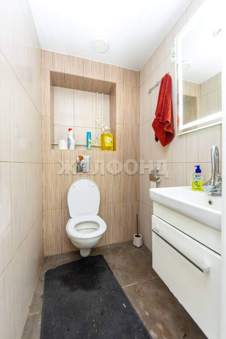 Продам земельный участок 2000 м.кв.