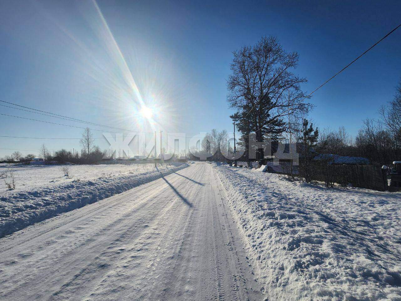 Продам земельный участок 2516 м.кв.