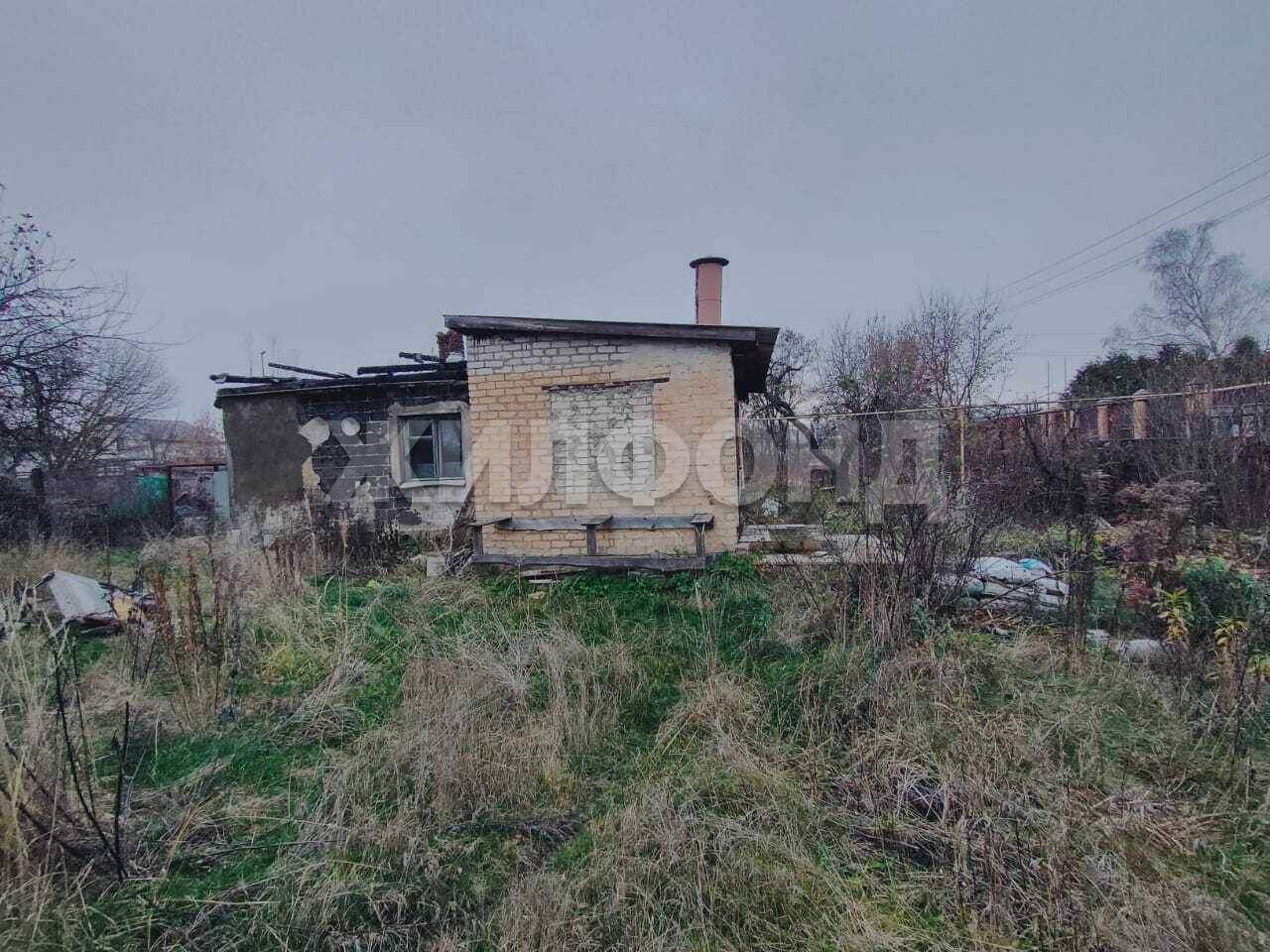 Продам земельный участок 2500 м.кв.
