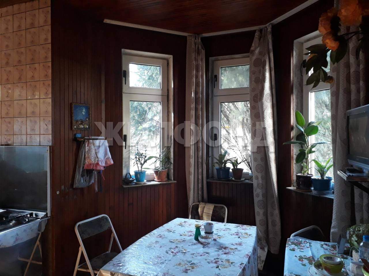 Продам земельный участок 660 м.кв.