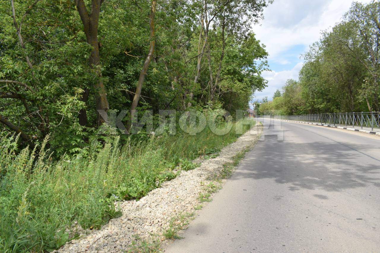 Продам земельный участок 900 м.кв.