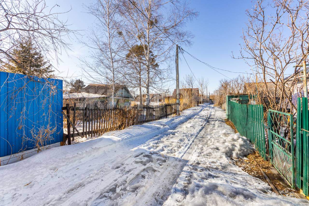 Продам земельный участок 1500 м.кв.