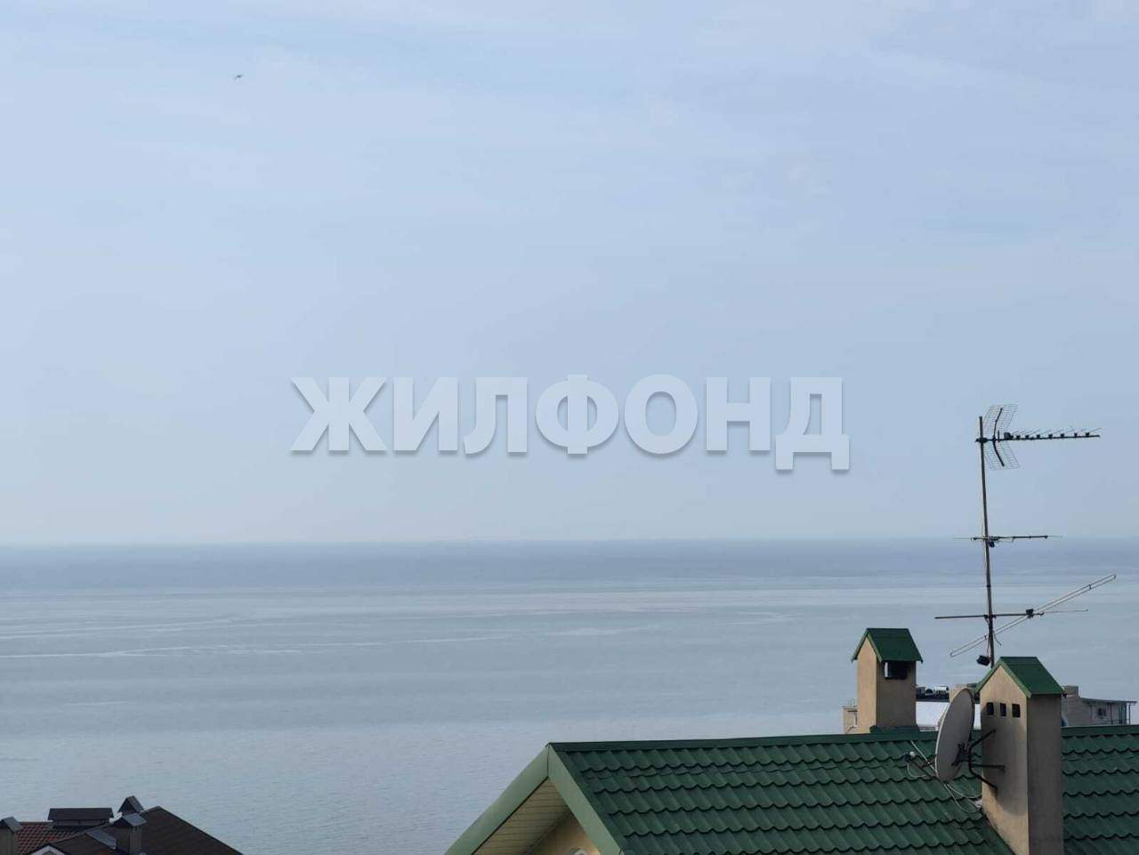 Продам земельный участок 800 м.кв.