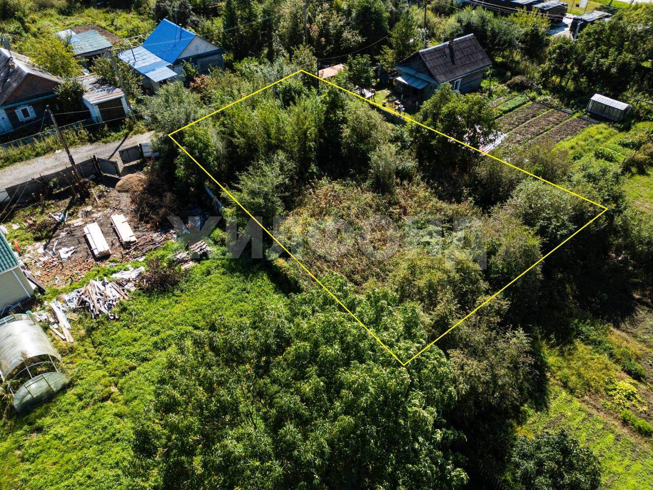 Продам земельный участок 869 м.кв.