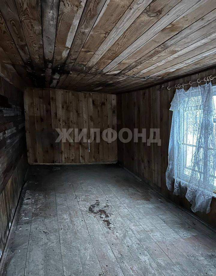Продам земельный участок 1656 м.кв.