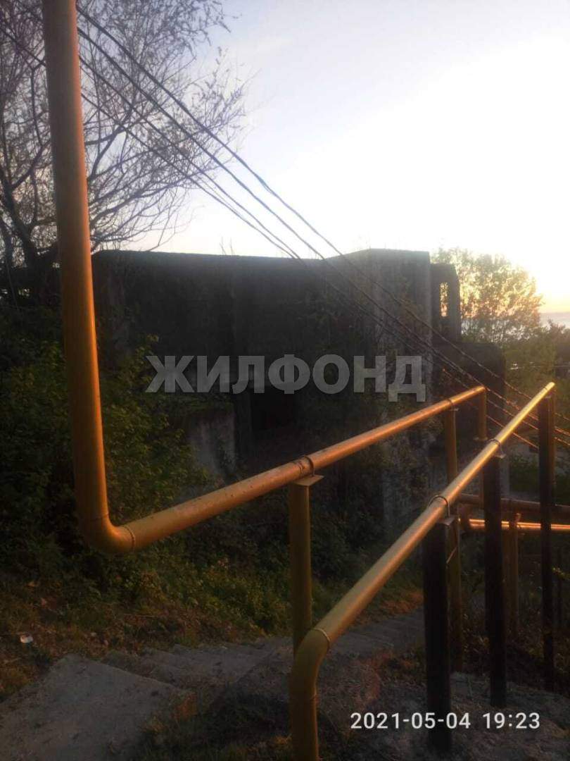 Продам земельный участок 600 м.кв.