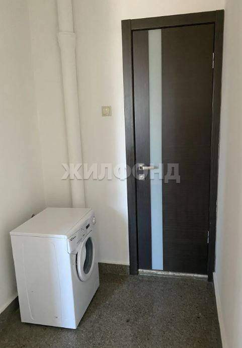 Продам земельный участок 1350 м.кв.