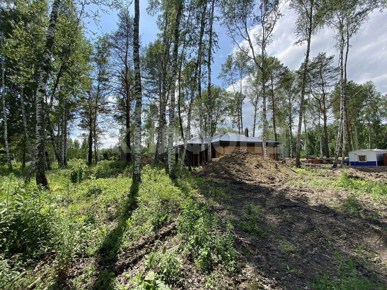 Продам земельный участок 750 м.кв.