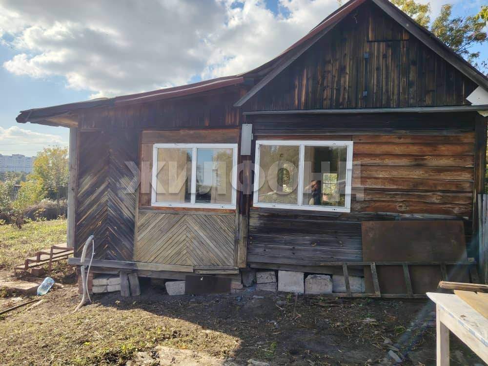 Продам земельный участок 670 м.кв.