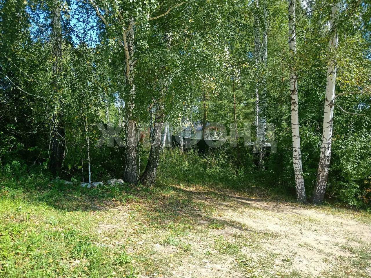 Продам земельный участок 800 м.кв.