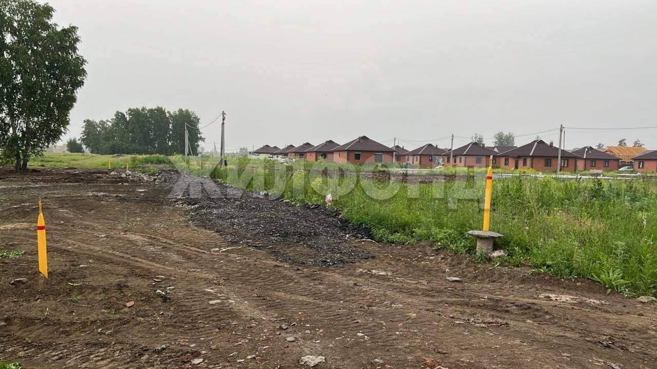 Продам земельный участок 740 м.кв.