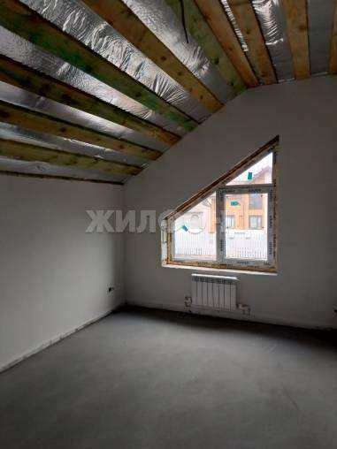 Продам земельный участок 785 м.кв.