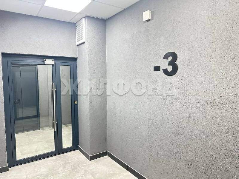 Продам склад 6.1 м.кв.
