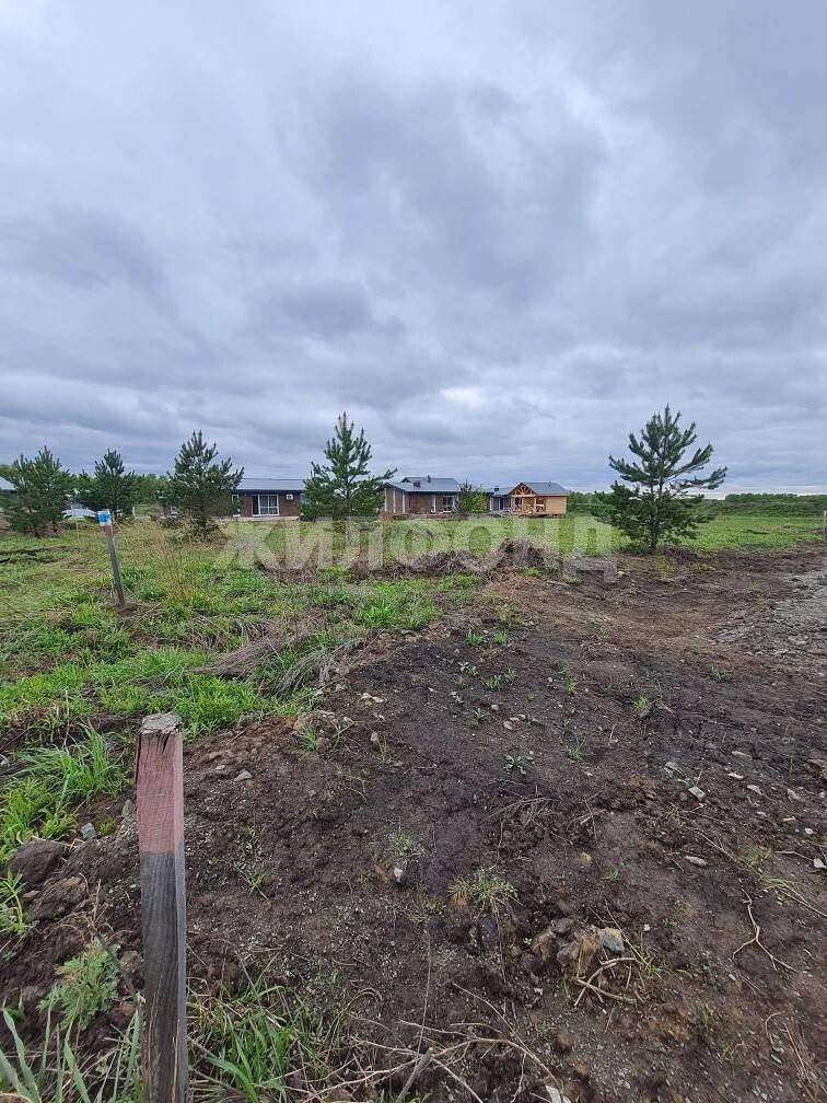 Продам земельный участок 738 м.кв.