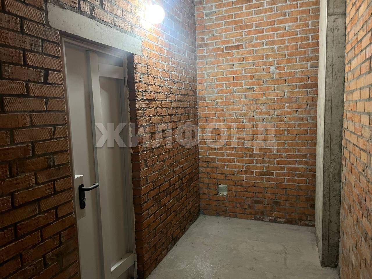 Продам склад 10 м.кв.