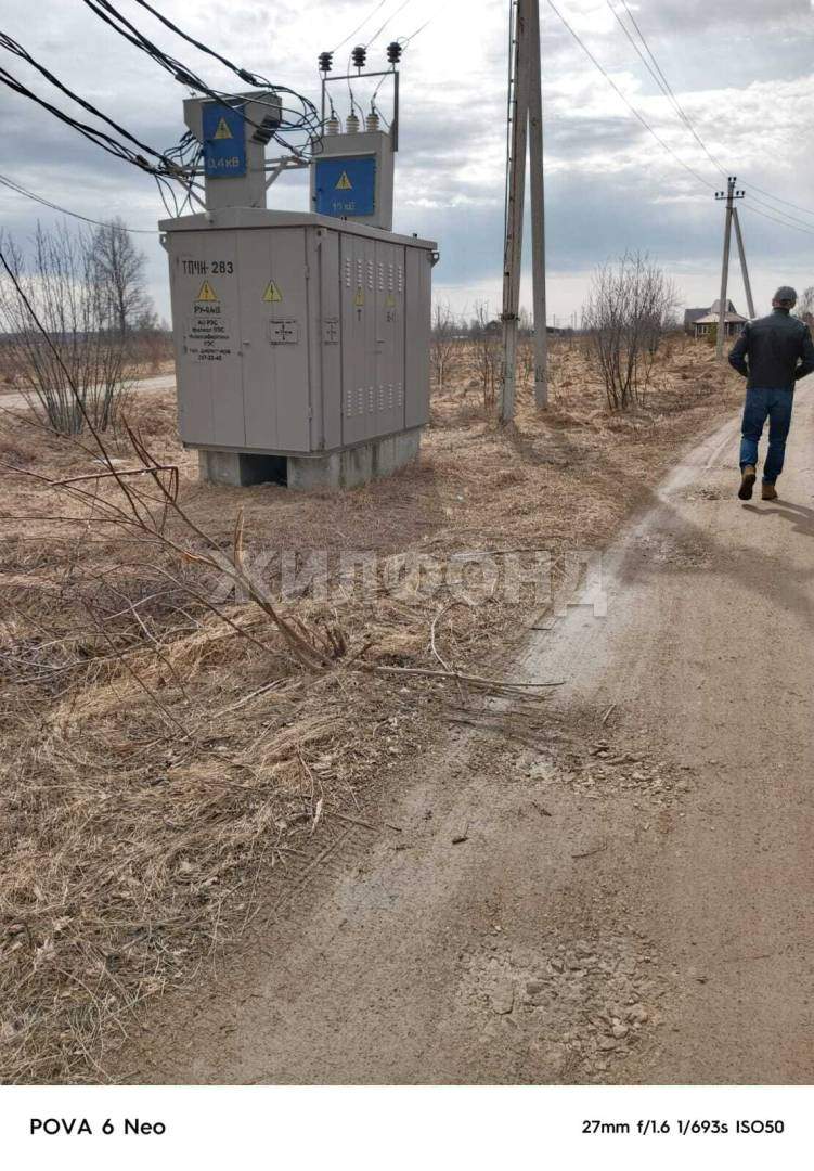 Продам земельный участок 1000 м.кв.