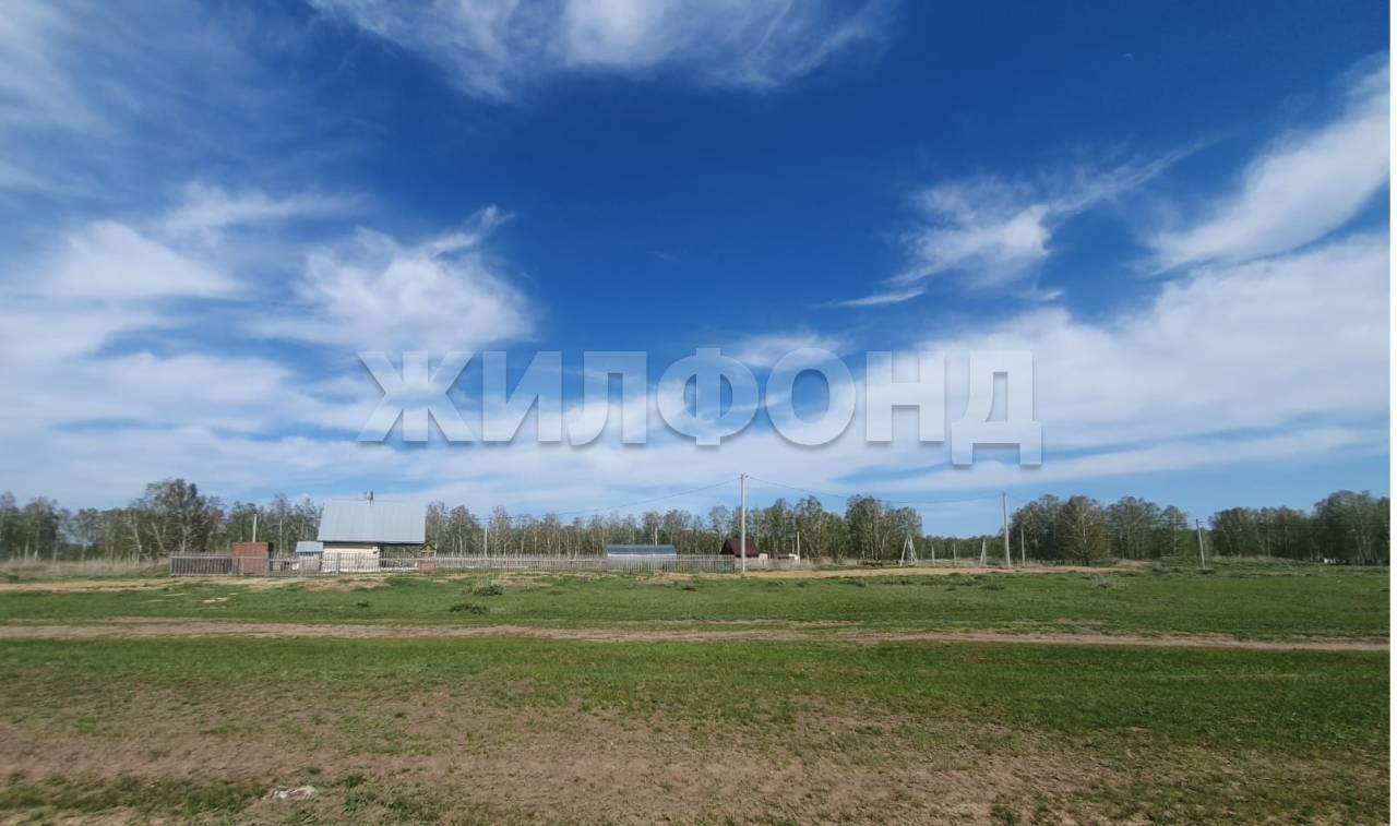 Продам земельный участок 900 м.кв.