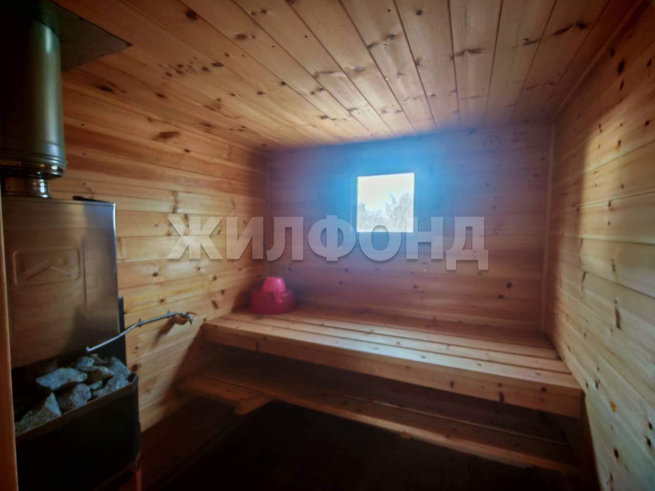Продам земельный участок 580 м.кв.