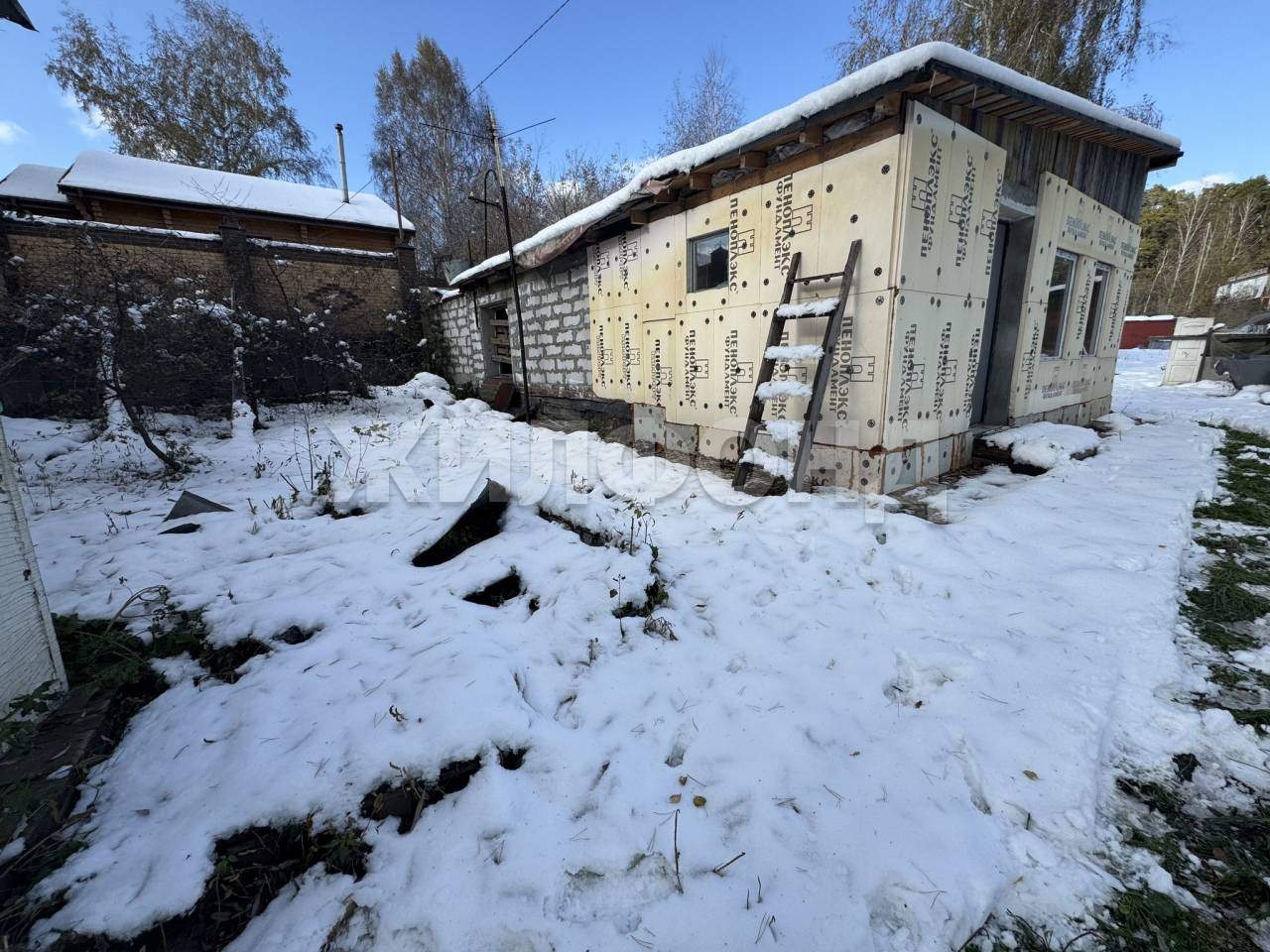 Продам земельный участок 900 м.кв.