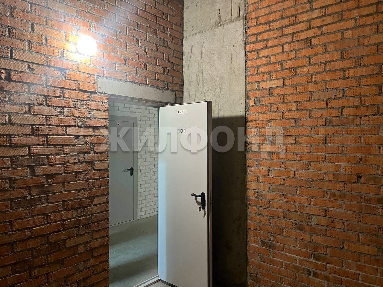 Продам склад 10 м.кв.