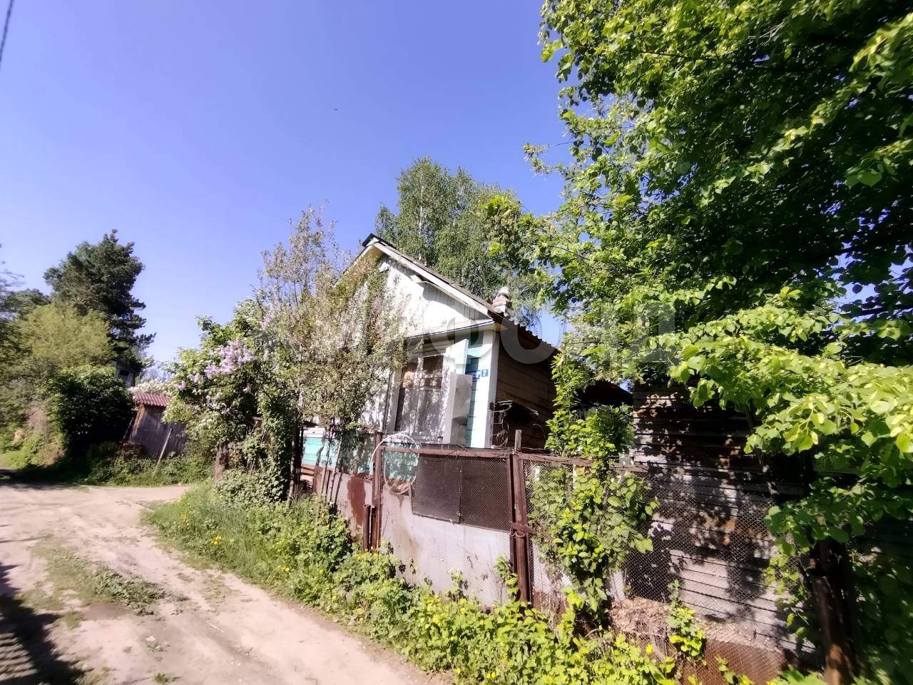 Продам земельный участок 706 м.кв.