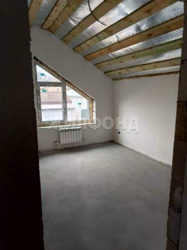 Продам земельный участок 785 м.кв.