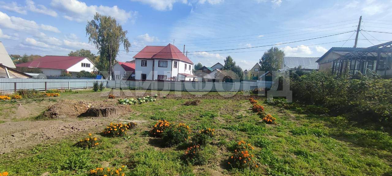 Продам земельный участок 895 м.кв.
