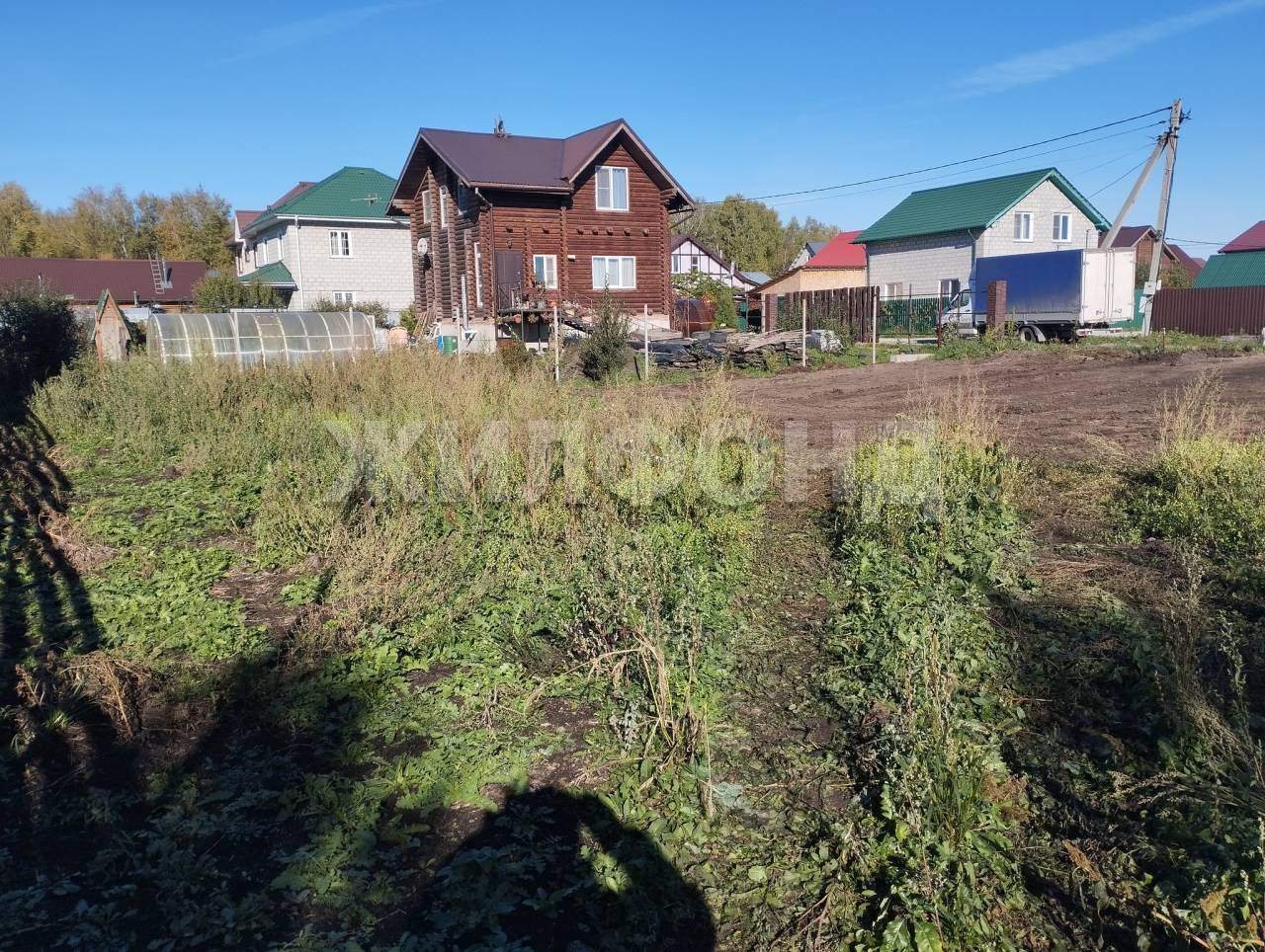 Продам земельный участок 820 м.кв.