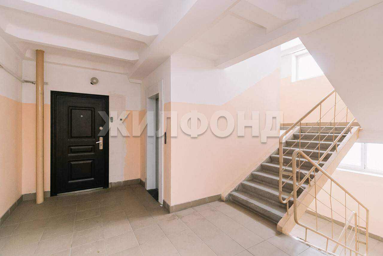 Продам склад 8.1 м.кв.