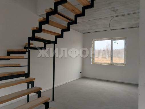 Продам земельный участок 785 м.кв.
