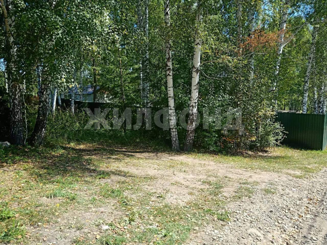 Продам земельный участок 800 м.кв.